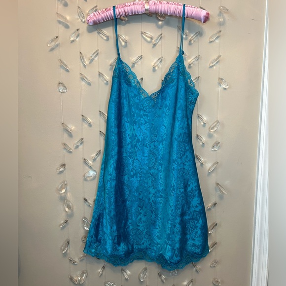 VTG Victoria’s Secret Aqua Slip - Picture 1 of 9